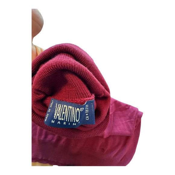 Burgundy wool oversized turtleneck - Picture 2 of 4